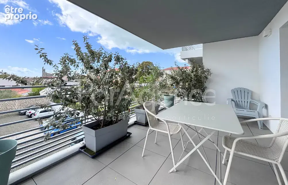 Appartement avec grande terrasse   Centre-ville de Royan - photo 10