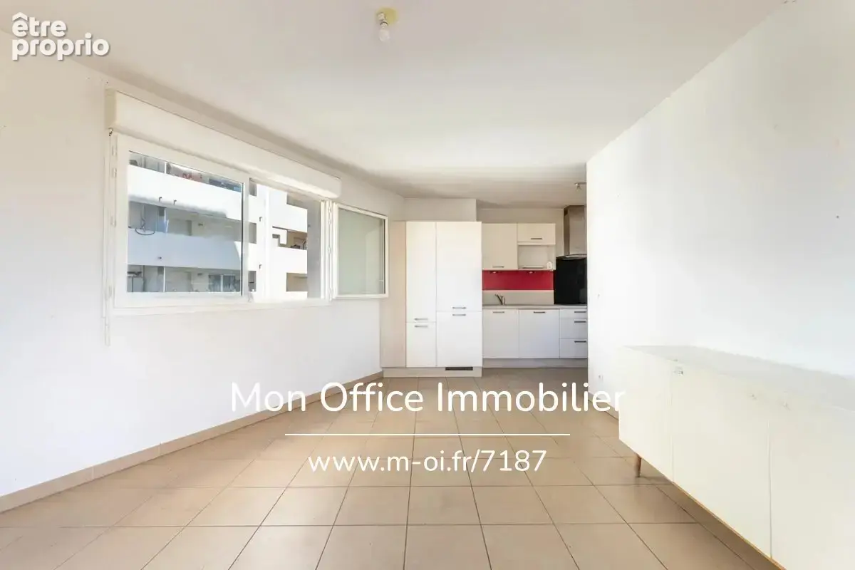 Référence : 7187-RVF - EXCLUSIVITE - Appartement T3 - Terrasse et Parking - photo 3