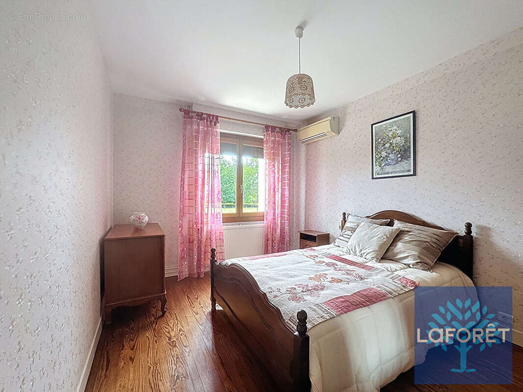 Maison à TERCIS-LES-BAINS