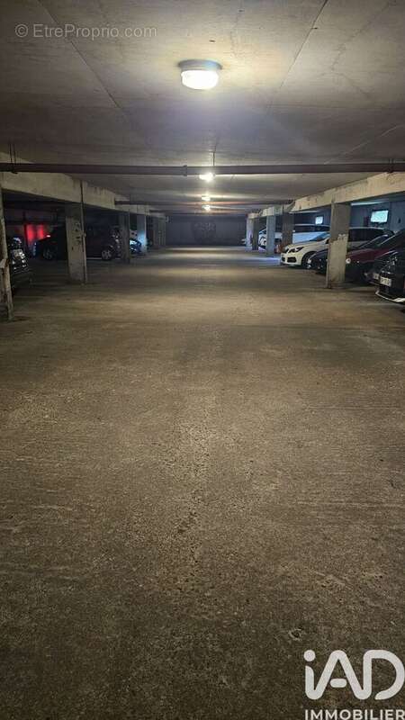 Photo 5 - Parking à METZ