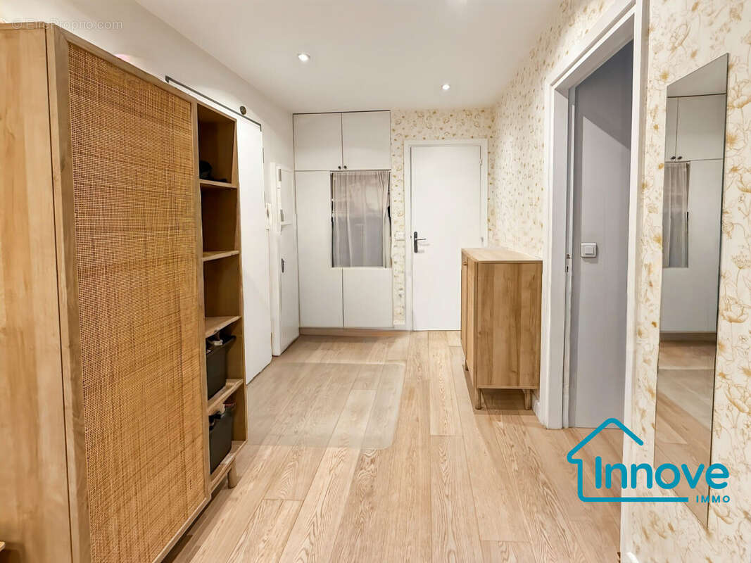 Appartement à VERSAILLES