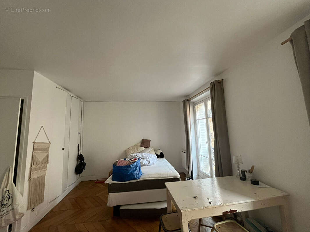 Appartement à PARIS-19E