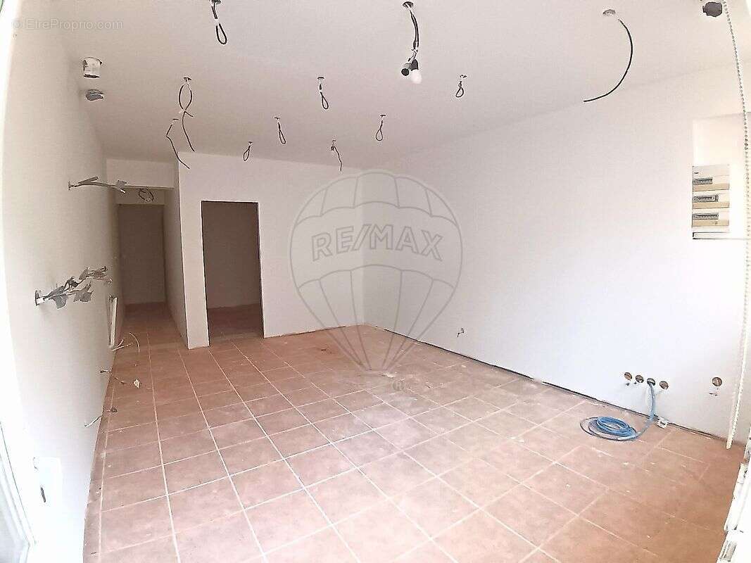 Appartement à SAINT-LAURENT-SUR-SAONE