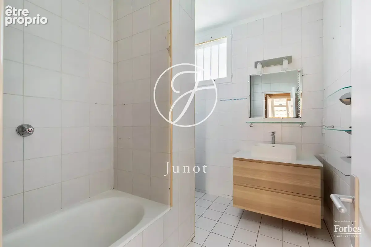 Lisière Paris 6e et 14e - RASPAIL - Appartement à vendre - 3 pièces - 53,95m² Carrez - 2 chambres. - photo 7