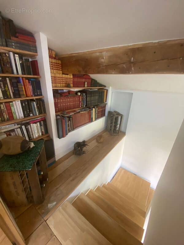 Maison 340 m² à Nimes  - photo 7