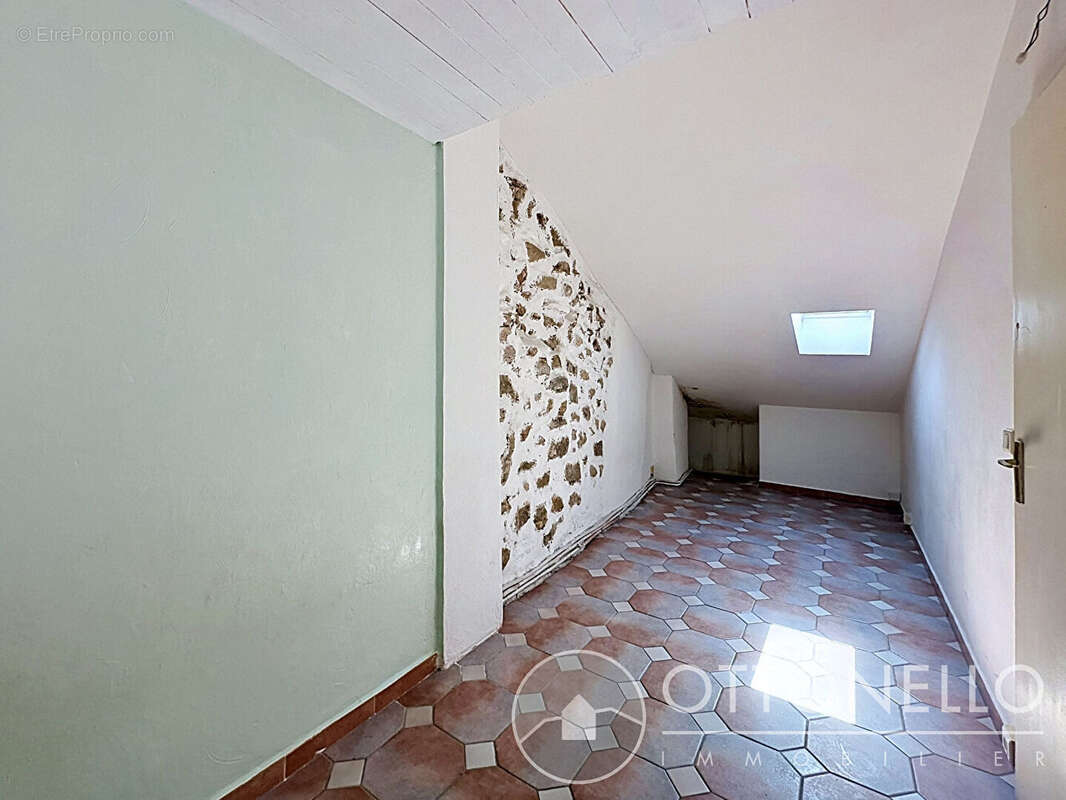 Appartement Duplex Roquebrune-sur-Argens 3 pièces 65,05 m2 - photo 6