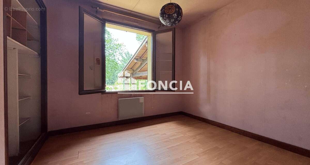 Maison 112 de m2 sur parcelle de 2110 m2 idéalement située ! - photo 8