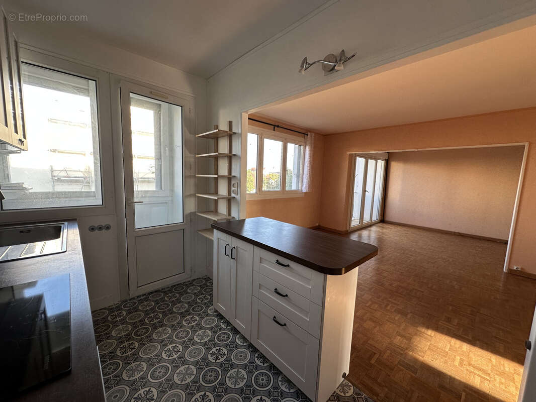 Appartement à CHAMPIGNY-SUR-MARNE