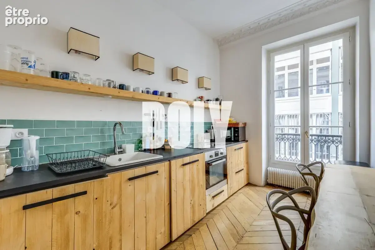 DOLY - APPARTEMENT - 48 m2 - Rue D'Enghien, 75010 - photo 8