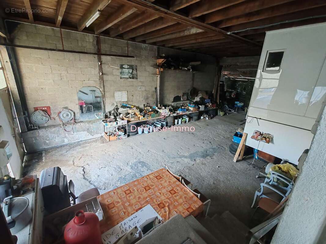 Maison à PORT-DE-PILES