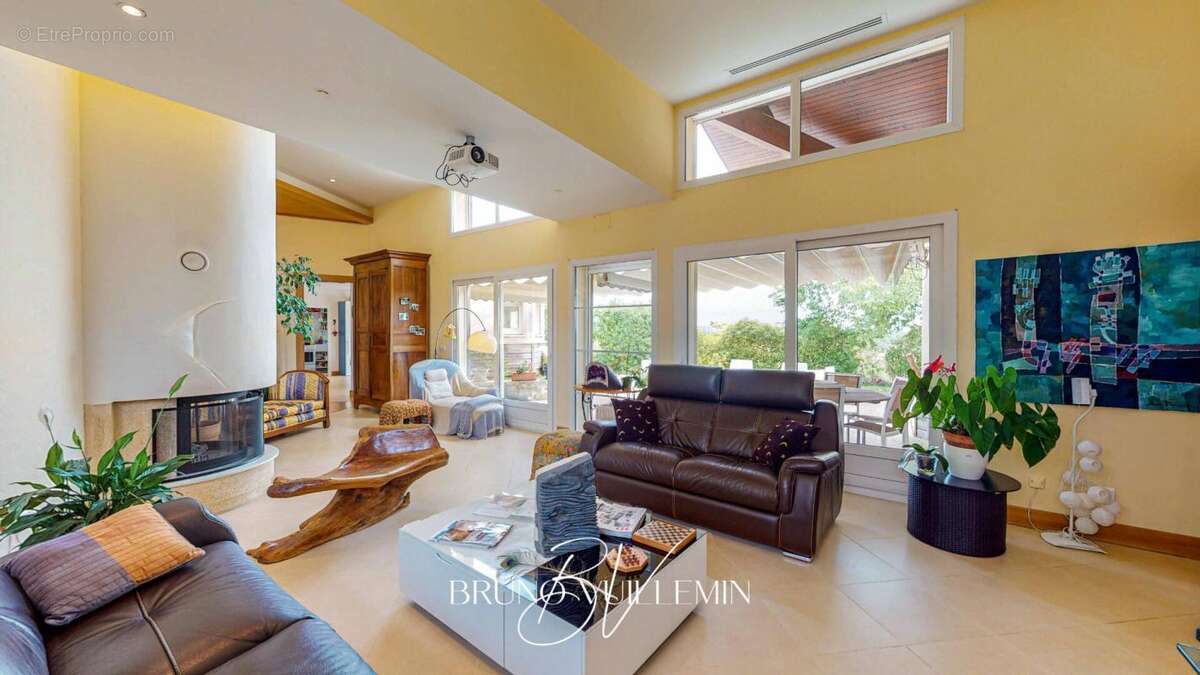 Maison à LEZIGNAN-CORBIERES