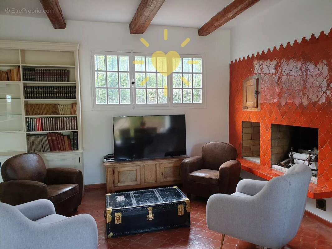 Bastide provencale renovee au calme accessible a pied du village - photo 33