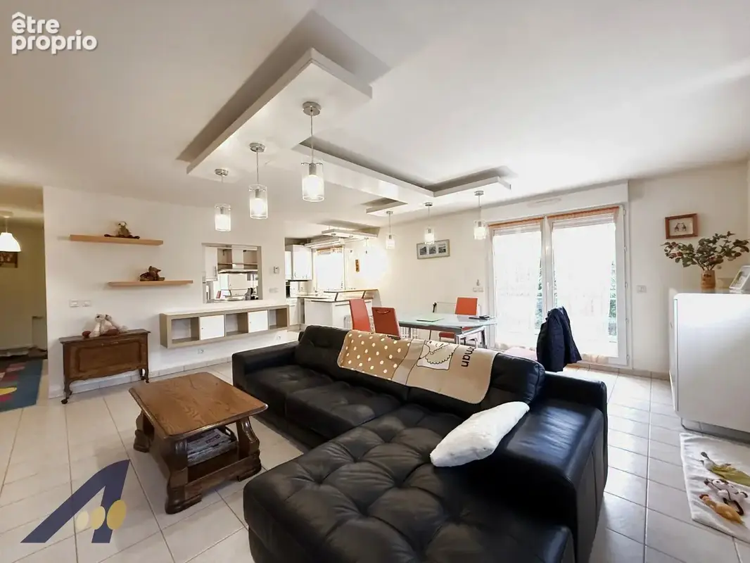 Rare a la vente-superbe duplex de 123m2 au coeur d'un parc arbore-terrasse-garages - photo 5