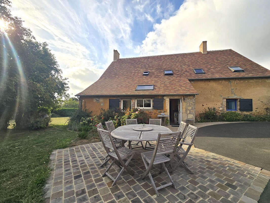 Maison à ETIVAL-LES-LE-MANS