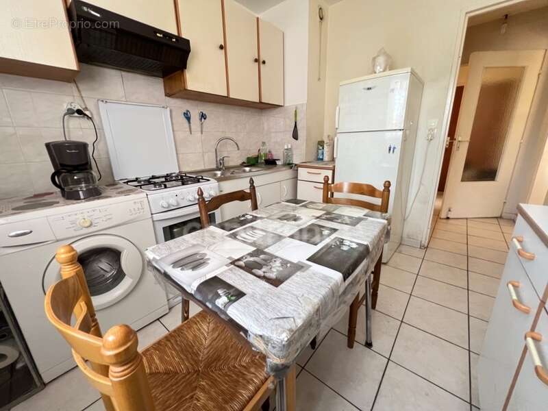 Appartement à vendre T2 SAINT BRIEUC proche de la gare (22) - photo 3