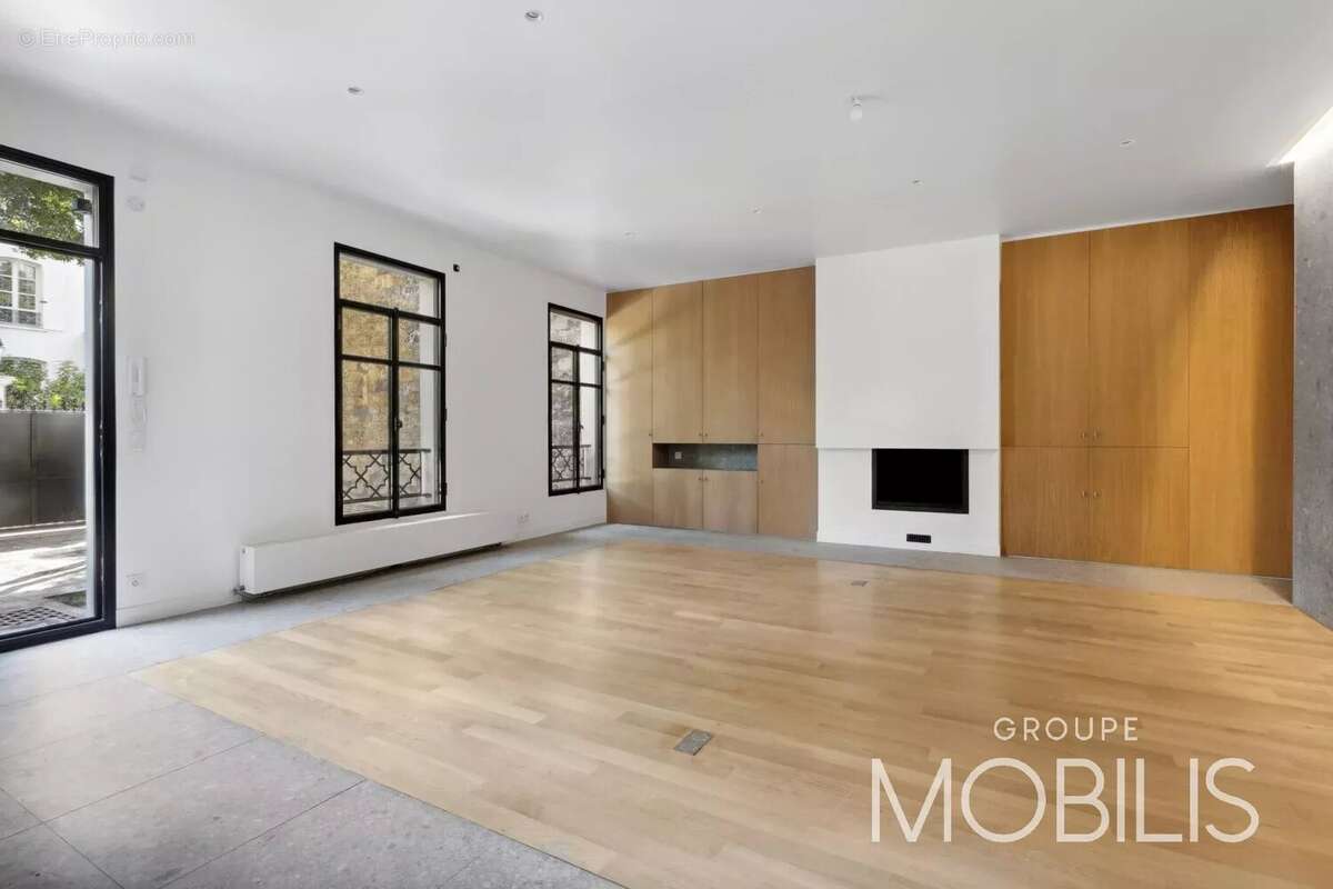 Maison à NEUILLY-SUR-SEINE