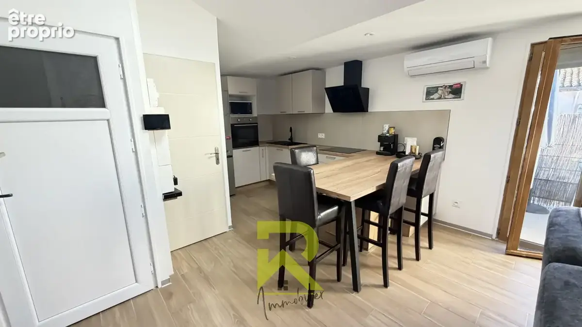 AGDE — Un appartement entièrement rénové avec terrasse au dernier étage - photo 3