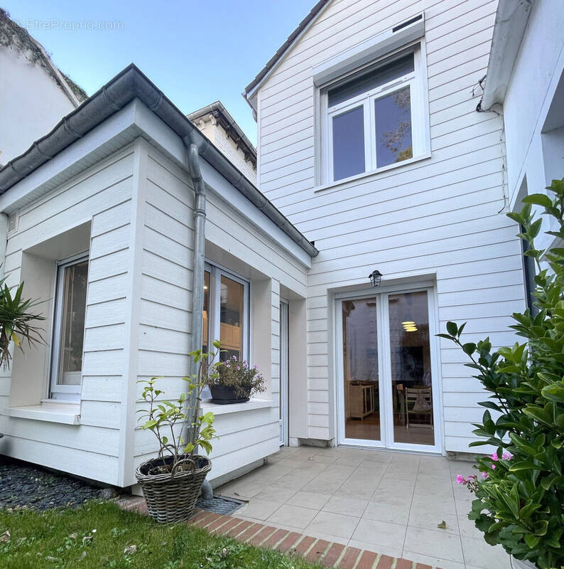 Photo 1 - Maison à MONTREUIL