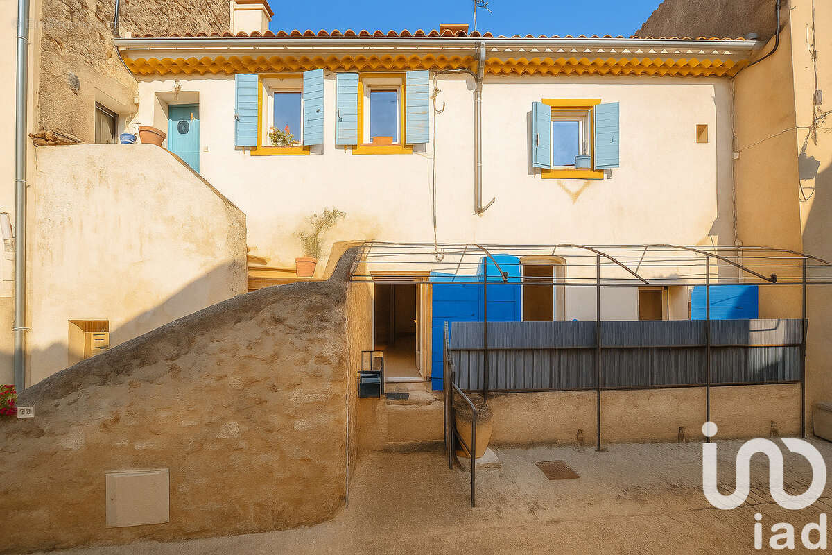 Appartement 89 m² à Saint-Martin-De-La-Brasque  - photo 5