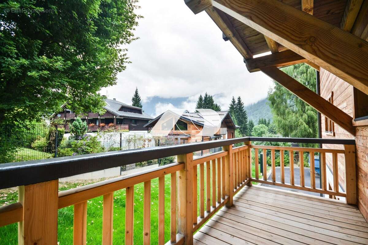 Appartement à ESSERT-ROMAND