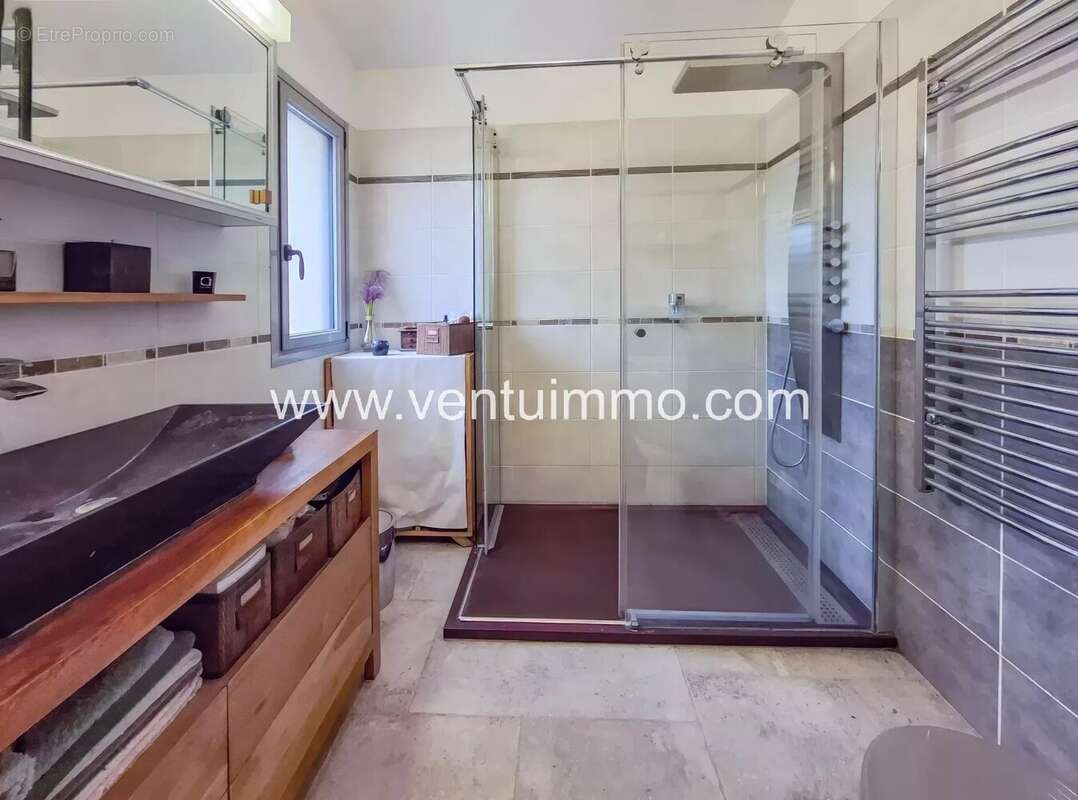 Maison à PEYMEINADE