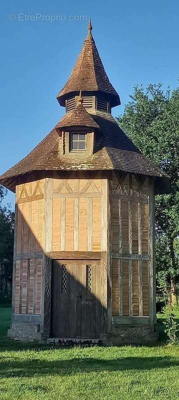 Maison à SAINT-ETIENNE-L&#039;ALLIER