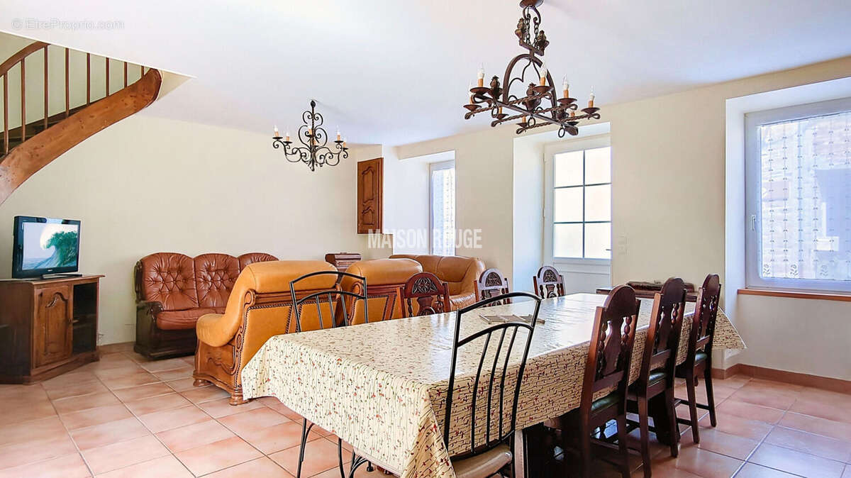 Maison à LEZARDRIEUX