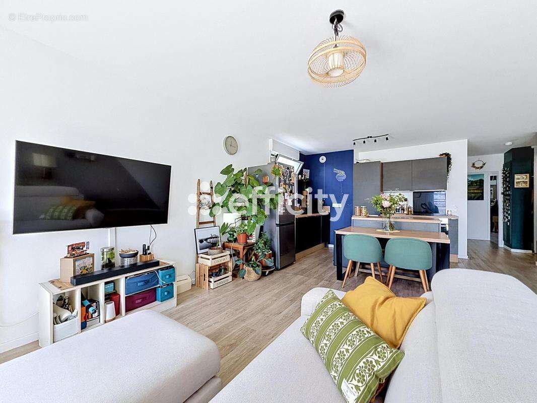 Appartement à ASNIERES-SUR-SEINE