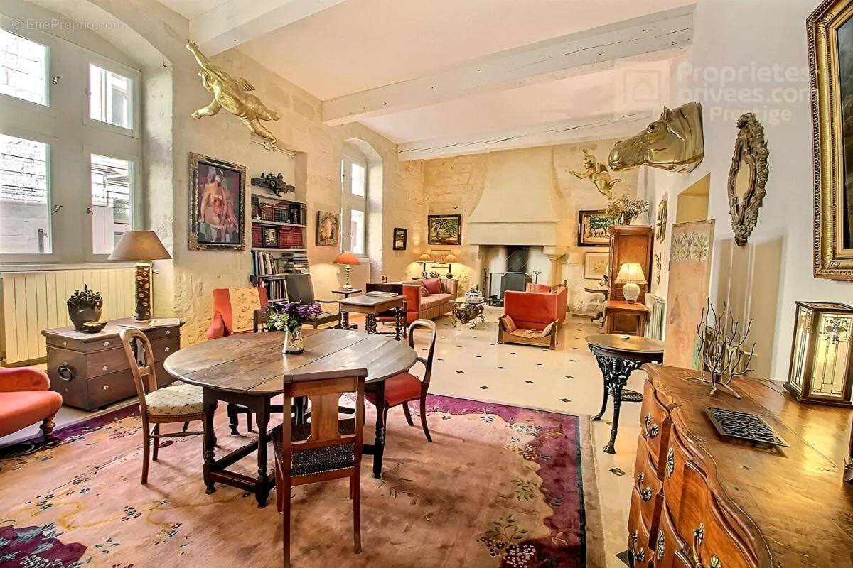 Appartement à UZES