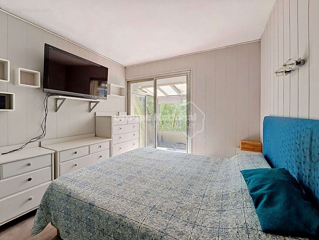 Maison familiale de 144 m² habitables avec dépendance, jardin arboré et fort potentiel - photo 4
