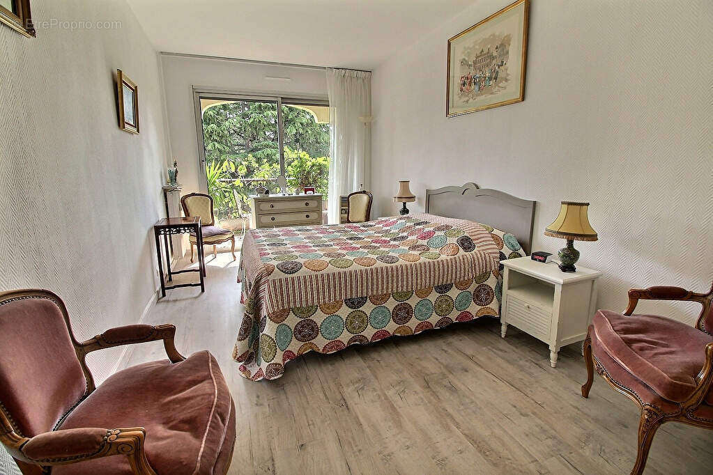 Appartement à MANDELIEU-LA-NAPOULE