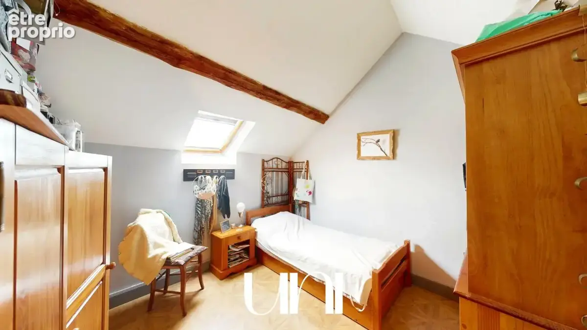 Maison 9 pièces de 175.31m2 en pierre - Valambray - photo 18