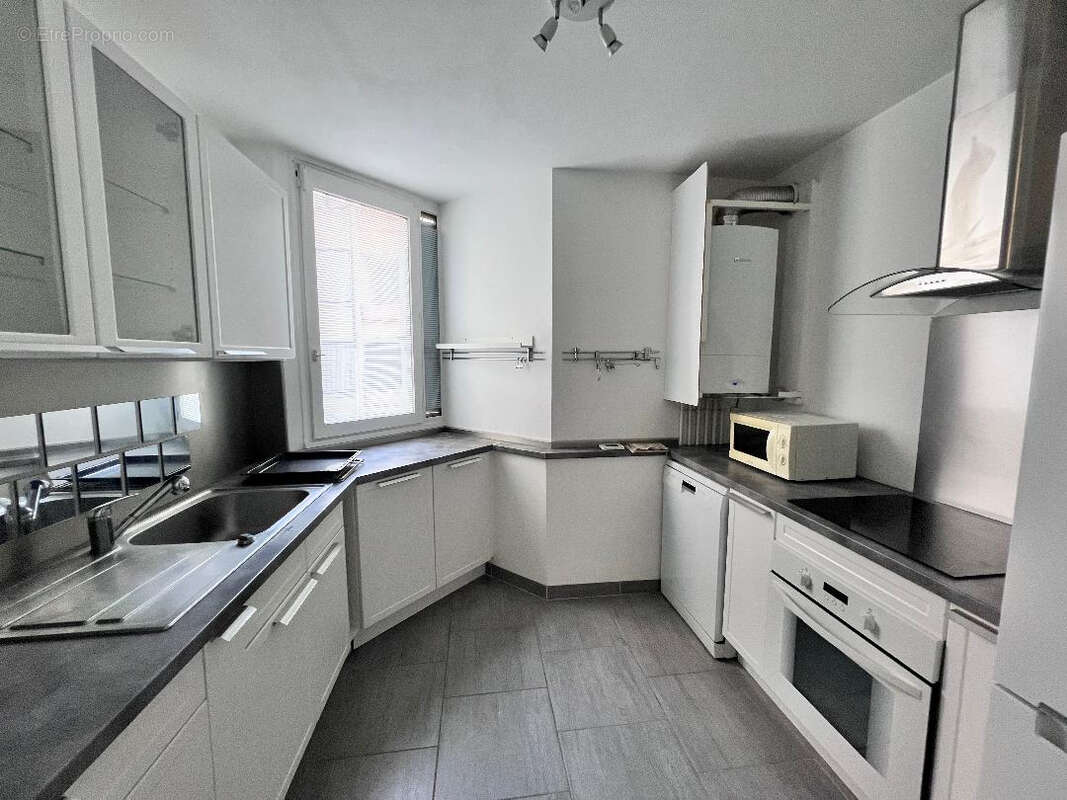 Appartement à SARTROUVILLE