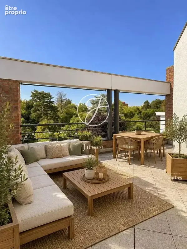 Marcq-en-Barœul - CROISÉ-LAROCHE - Maison - 6 pièces - 185m² - 5 chambres - Jardin 500m² - Terrasse - Garage - Dépendance - photo 13