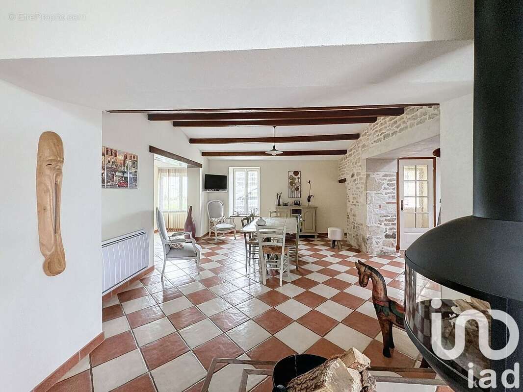 Photo 4 - Maison à CHARRON