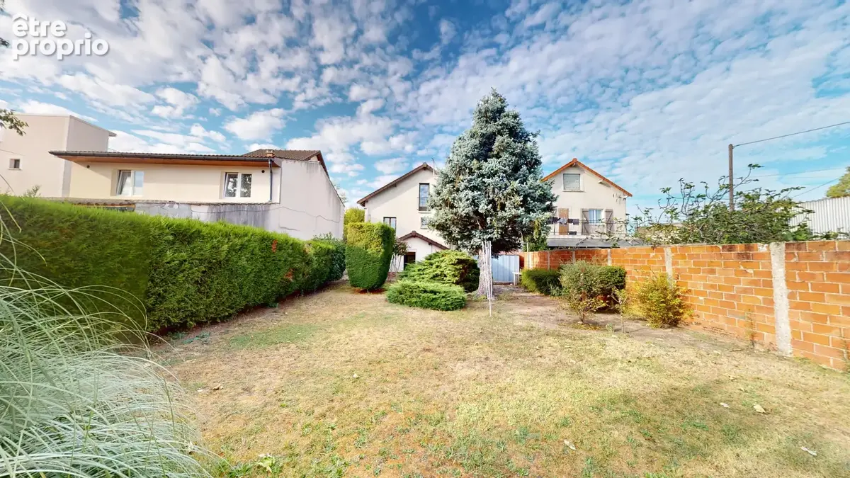 Maison 5 pièces 106 m² à vendre à Montfermeil (93370) - photo 2