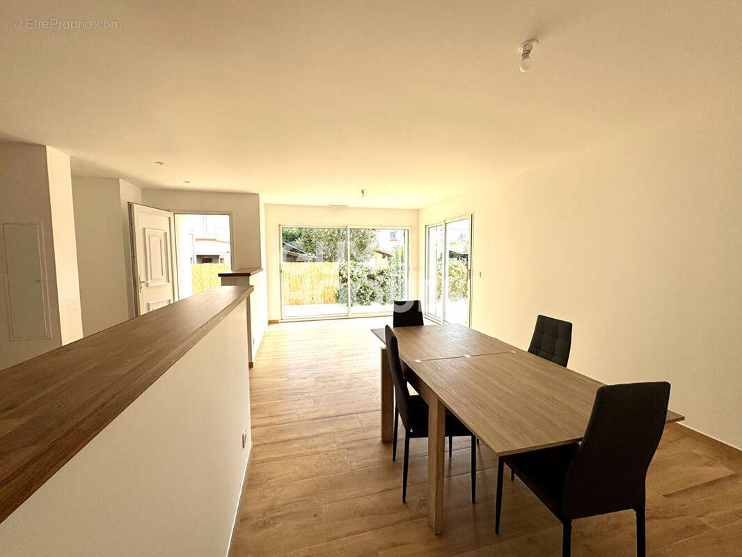 Maison neuve plain pied 3 faces 90 m2 avec 3 chambres - photo 6