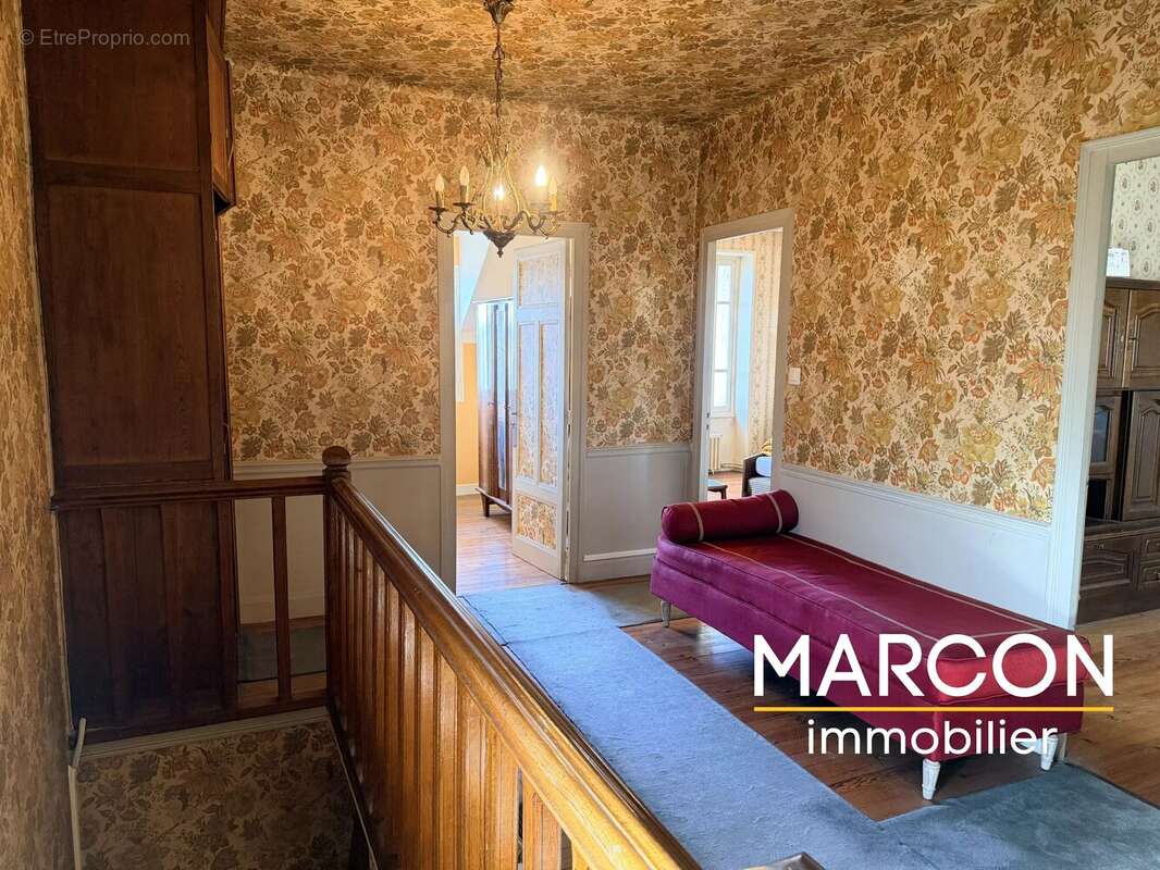 Maison de ville - Guéret, proche des commerces - photo 14