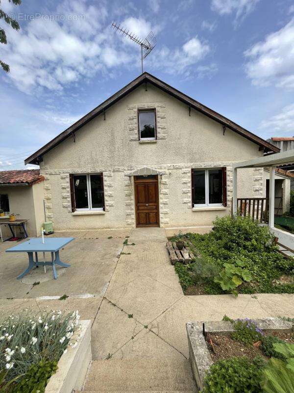Maison à CIVRAY