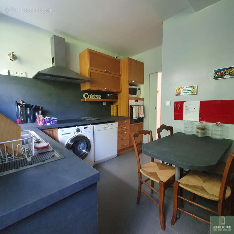 Appartement à VILLE-D'AVRAY