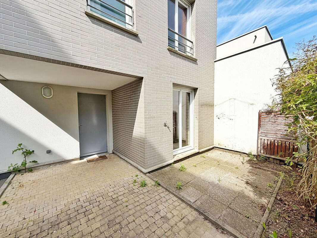 Maison à NANTERRE