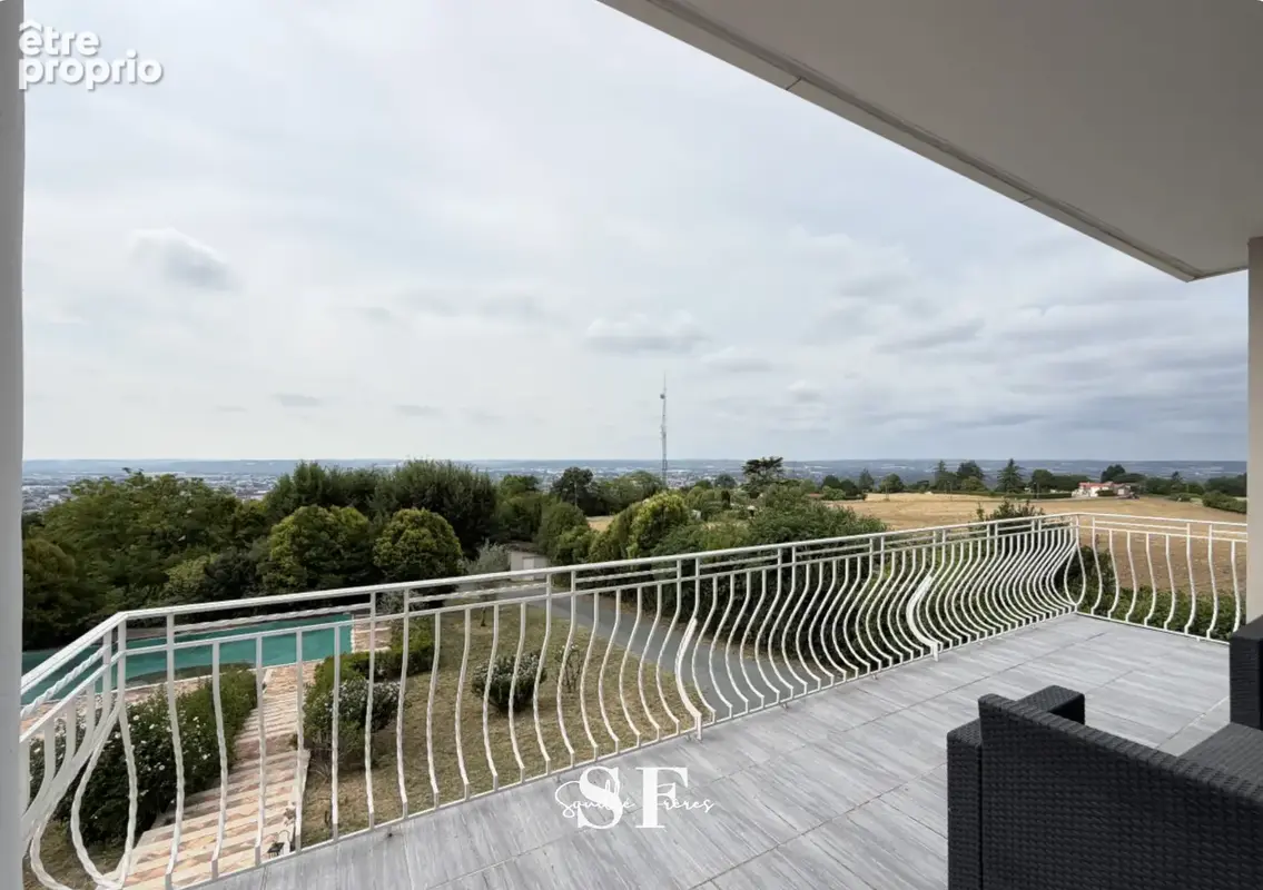 Agen - belle villa avec piscine et terrain - photo 14