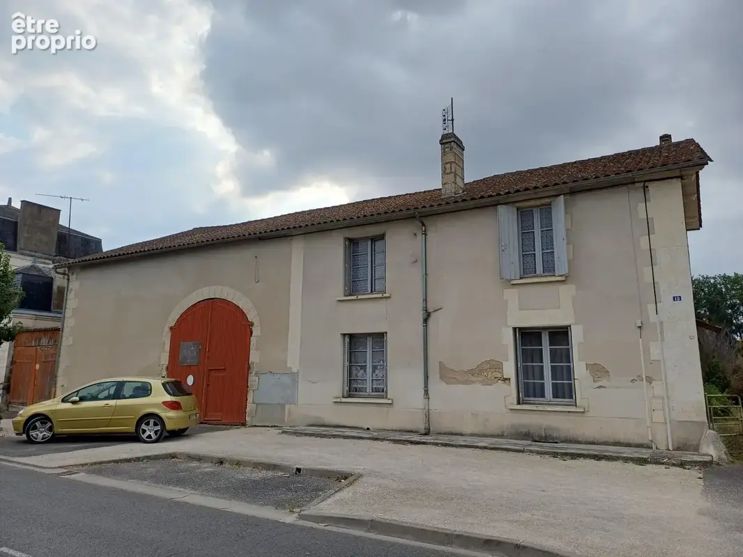 Photo 1 - Maison à CHALAIS