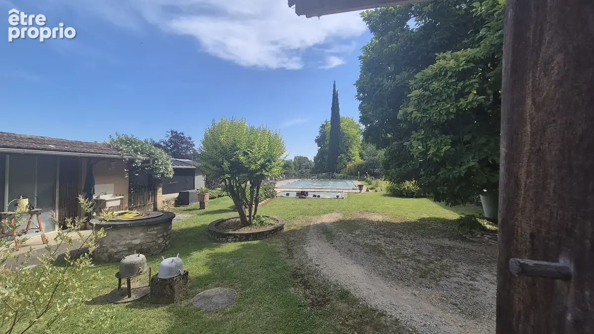 Maison 10 pièces 230 m² à vendre à Saint-Cyprien (24220) - photo 54