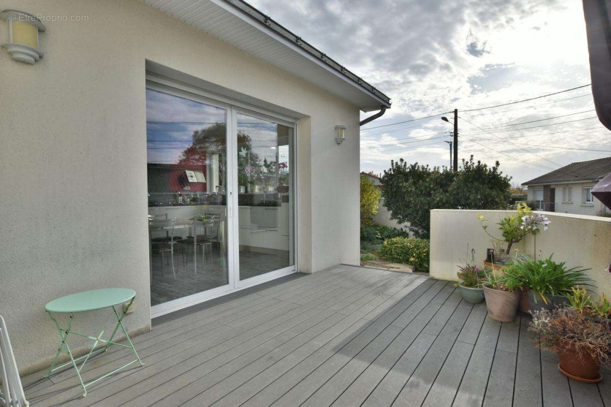 Maison 155 m² à Cholet  - photo 3