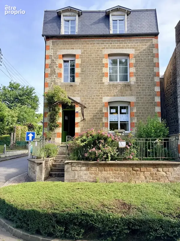 Maison 5 pièces 133 m² · à Flers · 133 m² · 137 000 €