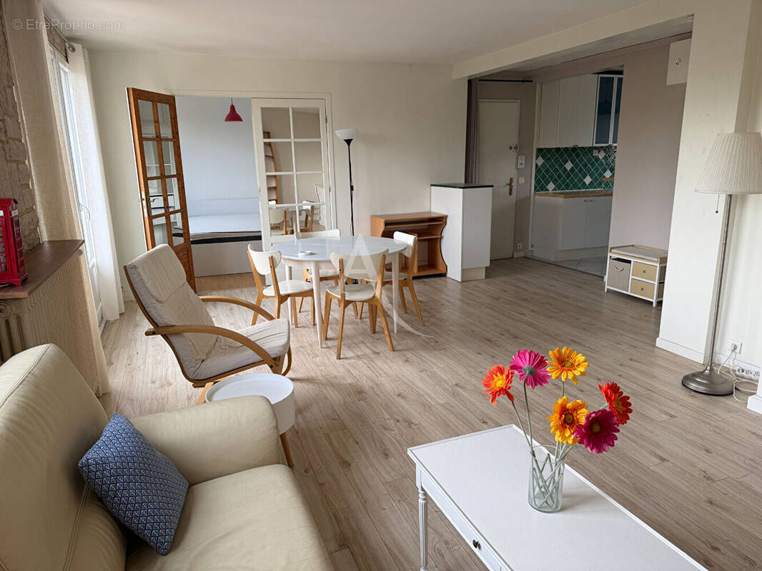 Appartement à EPINAY-SUR-ORGE