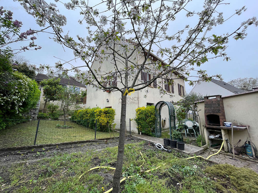 Maison à CORMEILLES-EN-PARISIS