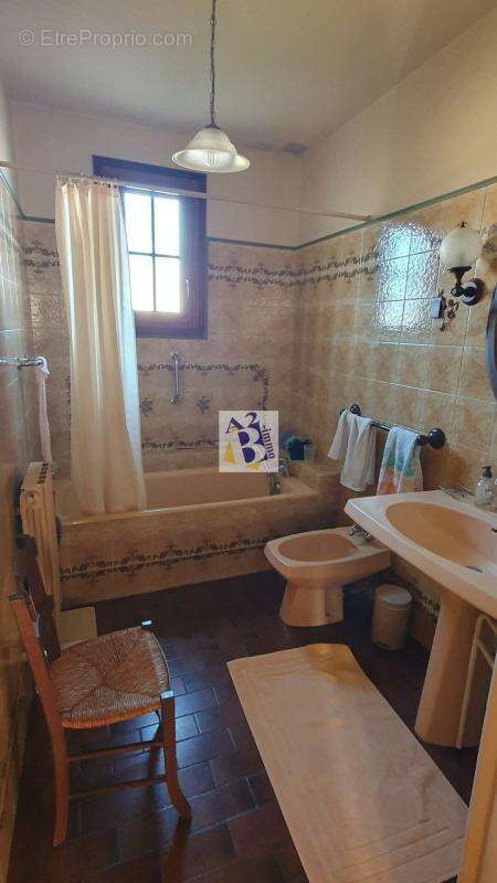 Maison à LA ROCHEFOUCAULD