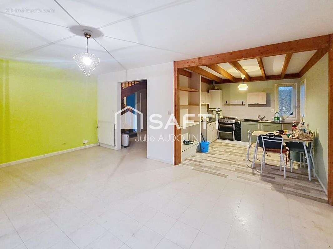 Photo 2 - Maison à BOUTIERS-SAINT-TROJAN